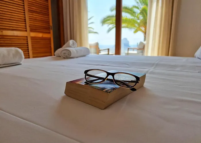 Avanoa - Colina Del Sol Villa